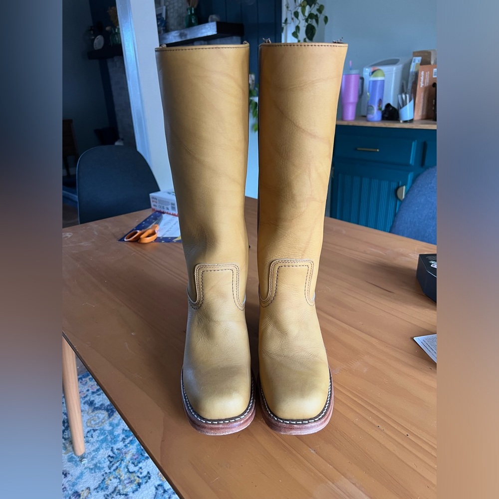 Frye Campus Boot 14L in banana. Worn one time.